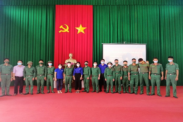Thành phố Trà Vinh đón nhận 74 quân nhân xuất ngũ năm 2022.