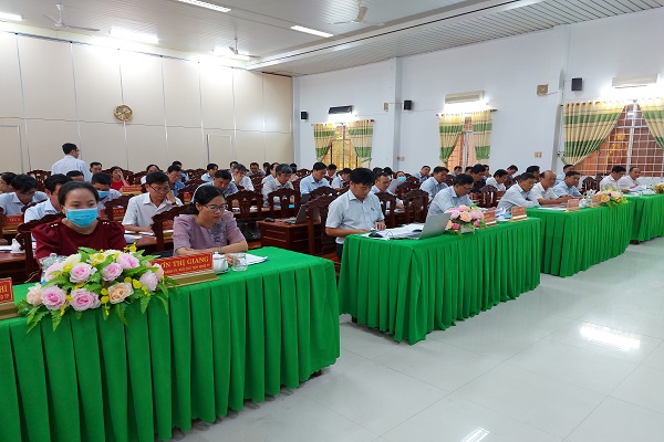 Sở tài nguyên môi trường tỉnh Trà Vinh có buổi làm việc với Thành phố Trà Vinh về việc quản lý và sử dụng đất công trên địa bàn thành phố
